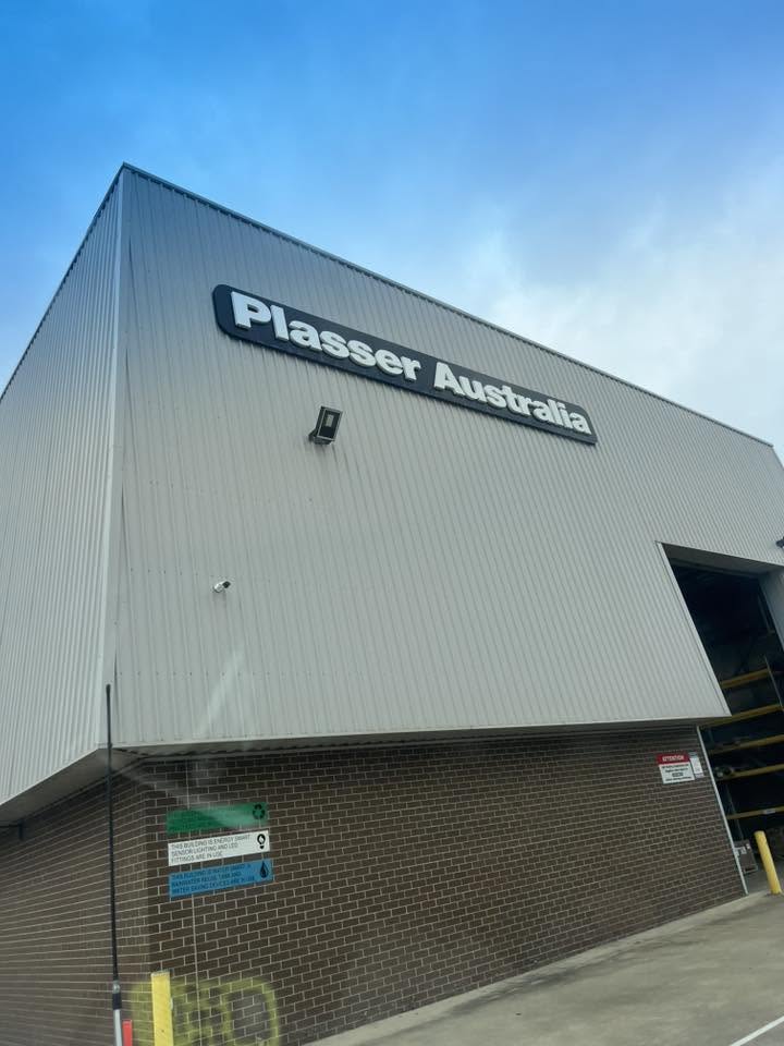 Exterior of the Plasser Australia industrial facility